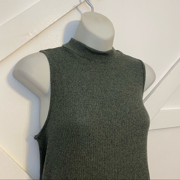 Michelle by Comune Lindsay Mockneck Sleeveless Knit Mini Sweater Dress Green M - Picture 2 of 8